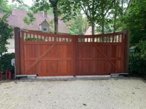 67437661_2284971441557097_616258602167959552_o